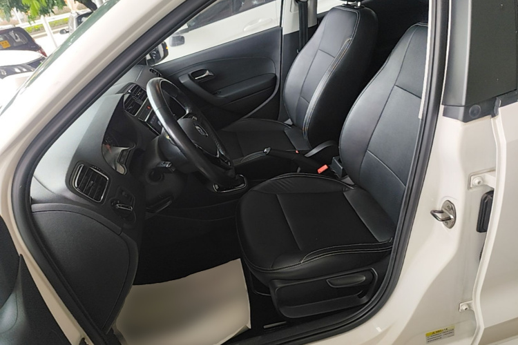 Volkswagen Polo 2017 #19 Volkswagen Polo 2017 car image #19
