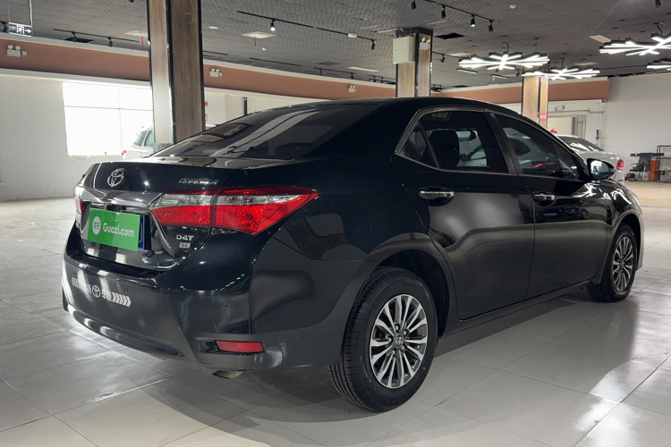 Toyota Corolla 2018 immagine di auto #5