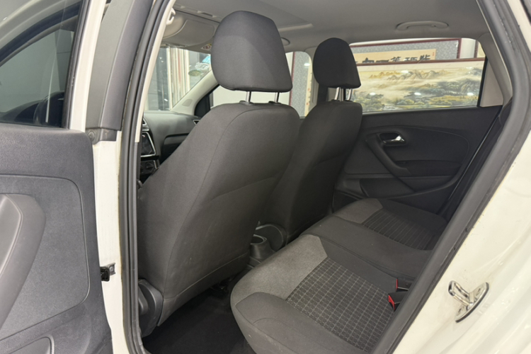 Volkswagen Polo 2019 #11 Volkswagen Polo 2019 car image #11