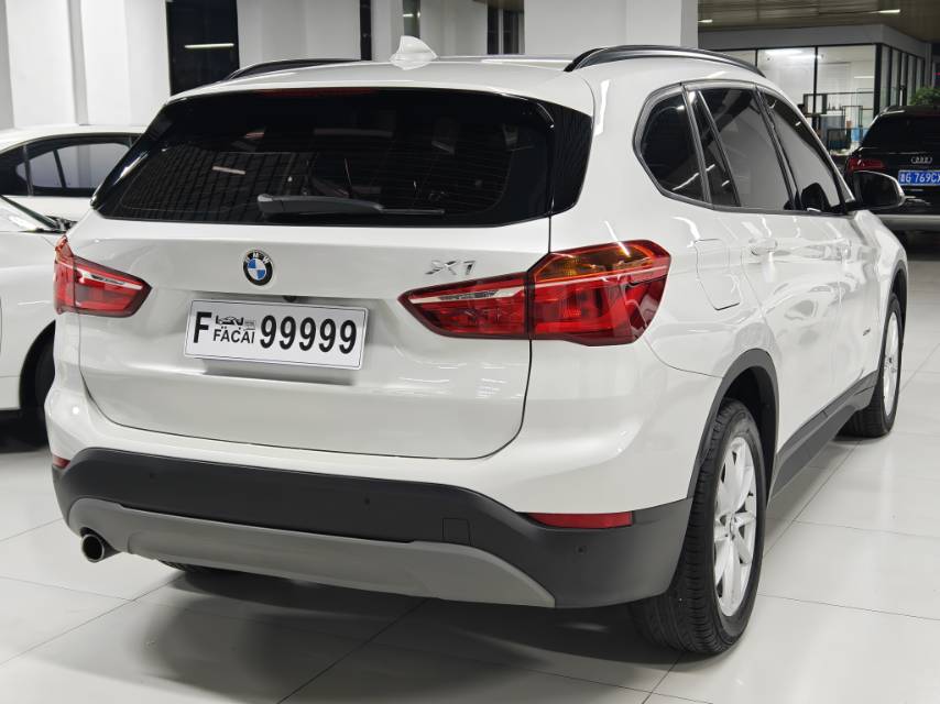 BMW X1 2017 #3 BMW X1 2017 immagine di auto #3