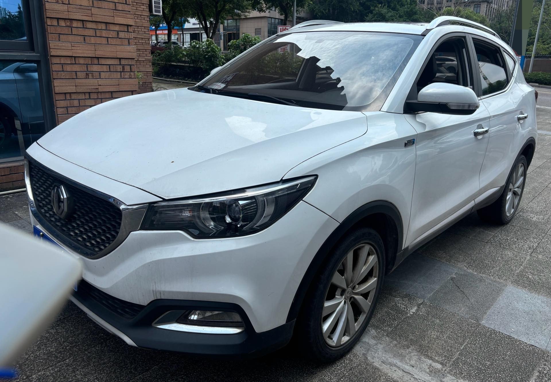 MG ZS 2017 MG ZS 2017 car image