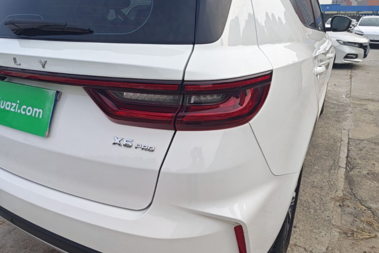 GEELY Vision X6 2021 car image #8