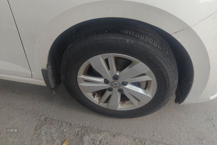 Volkswagen Polo 2019 car image #9