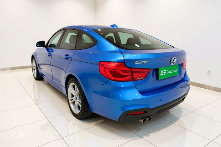 BMW 3 Series GT 2018 #5 BMW 3 Series GT 2018 car image #5