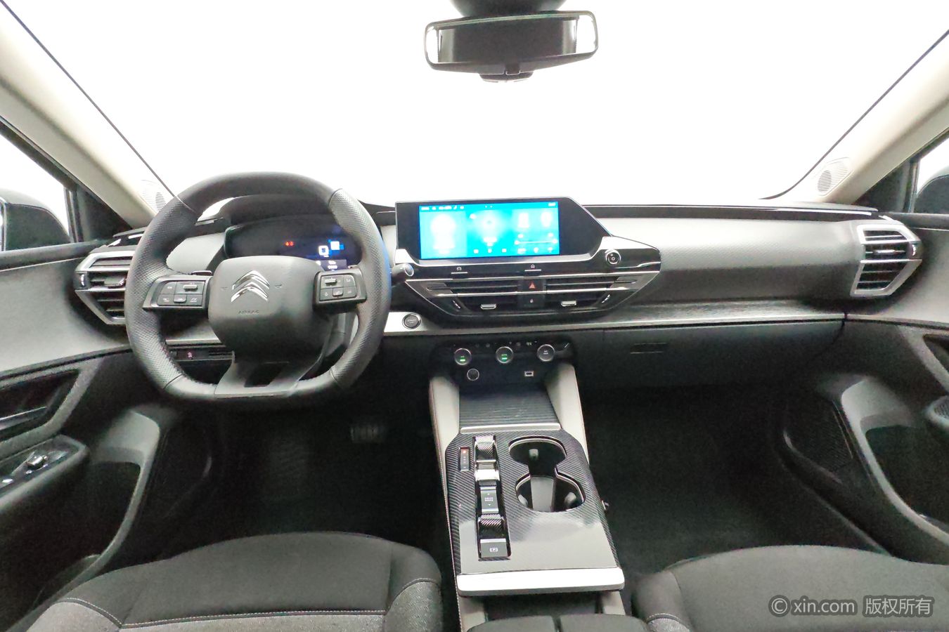 Citroen C5 X 2024 #12 Citroen C5 X 2024 car image #12