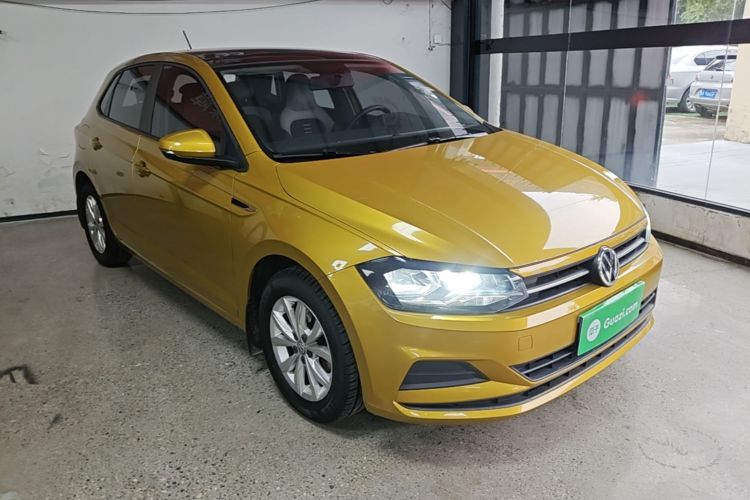 Volkswagen Polo 2019 car image #4