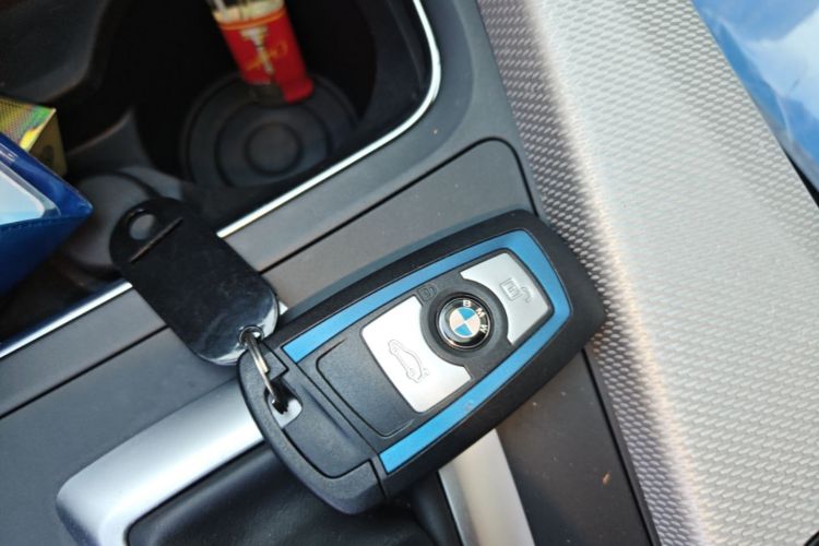 BMW 3 Series 2017 #9 BMW 3 Series 2017 imagen de coche #9