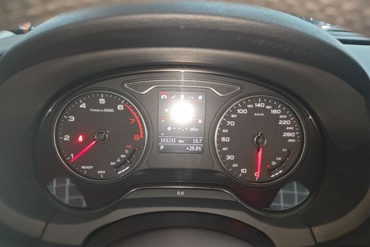 Audi A3 2016 car image #12