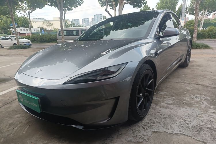 Tesla Model 3 2025 #2 Tesla Model 3 2025 car image #2