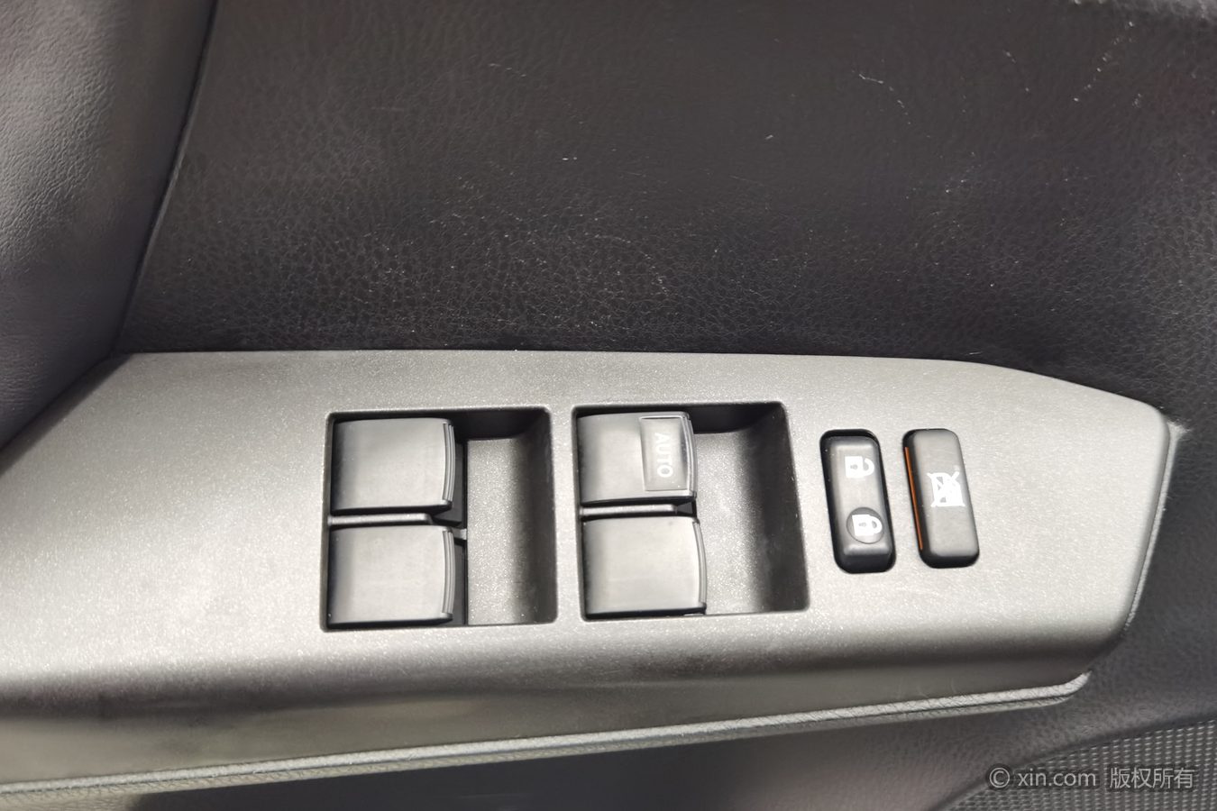 Toyota RAV4 2018 #9 Toyota RAV4 2018 car image #9