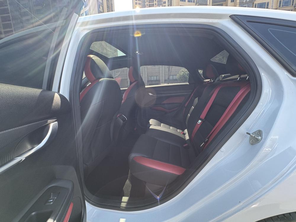 GEELY Binray 2021 car image #26