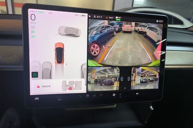 Tesla Model Y 2021 #13 Tesla Model Y 2021 car image #13
