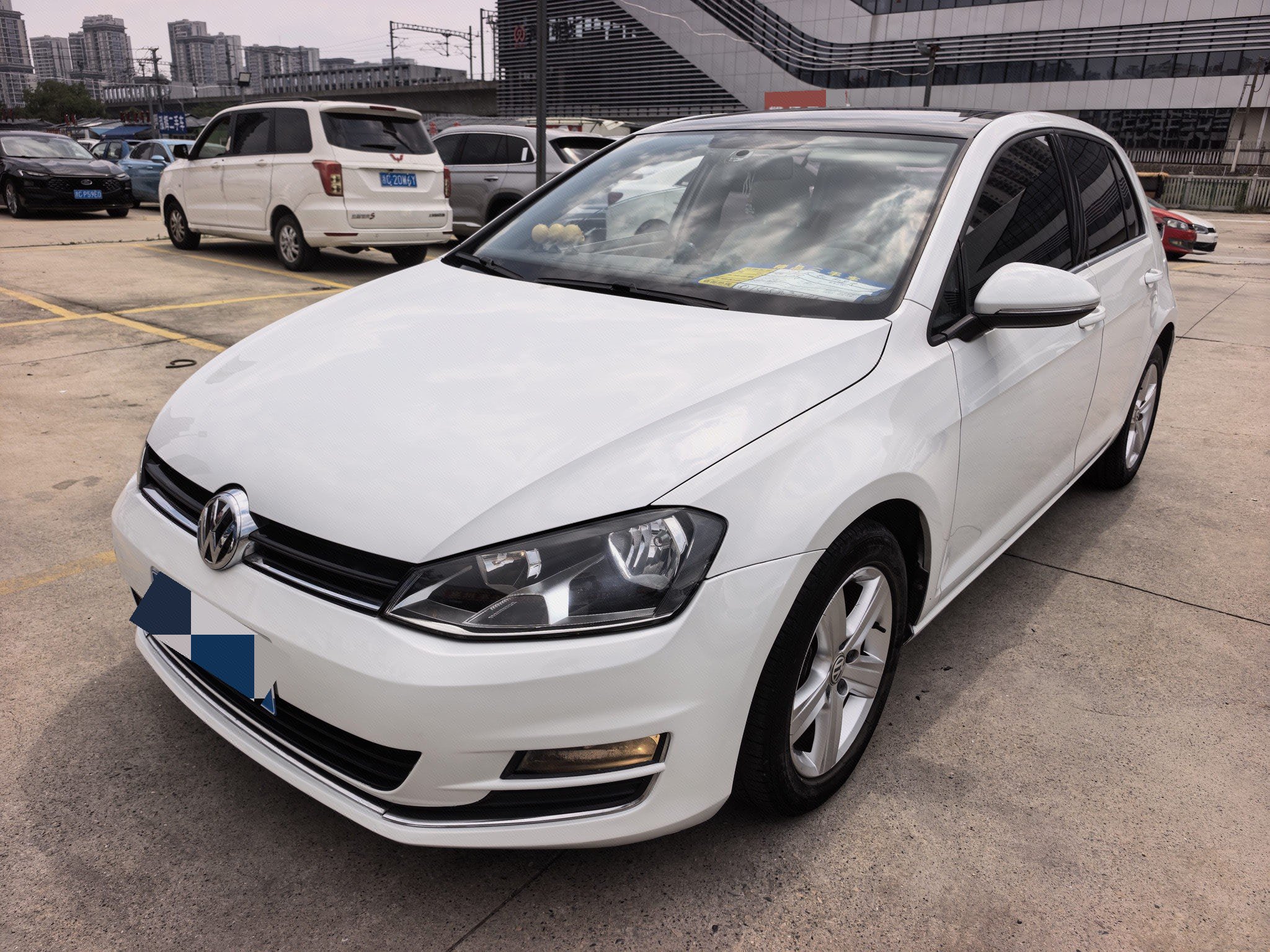 2014 2014 car image