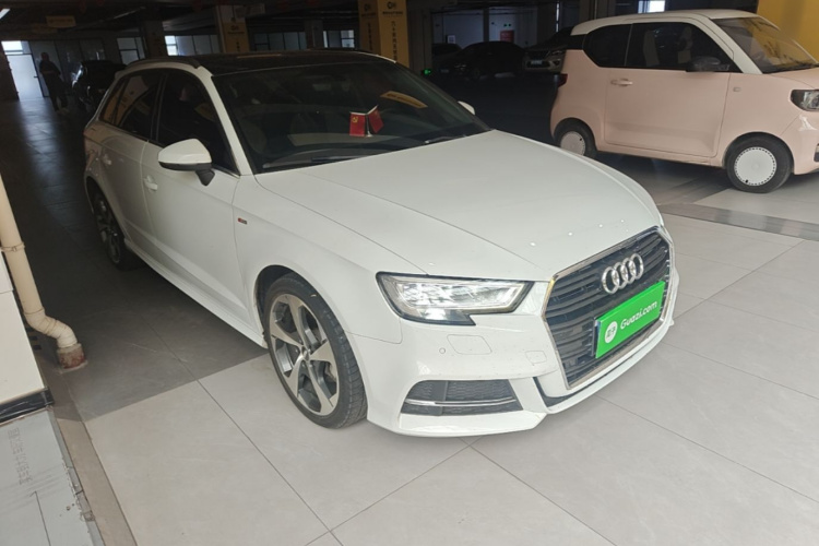 Audi A3 2017 car image #4