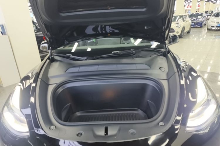 Tesla Model Y 2023 #22 Tesla Model Y 2023 car image #22