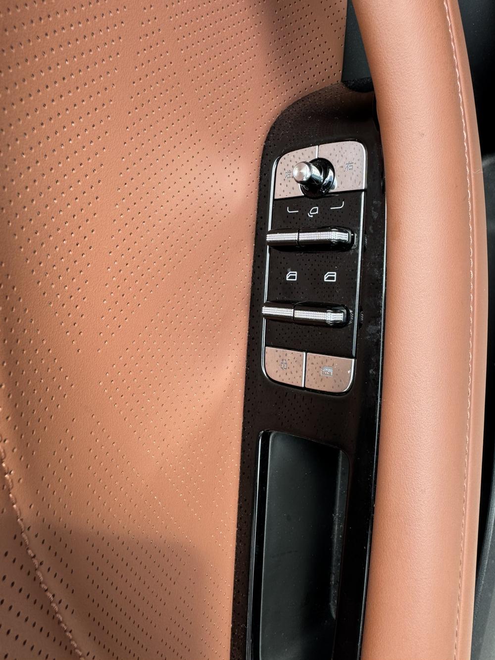 GEELY Emgrand 2025 #11 GEELY Emgrand 2025 car image #11