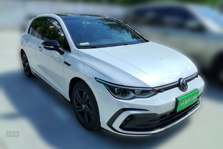 Volkswagen Golf 2022 car image #4