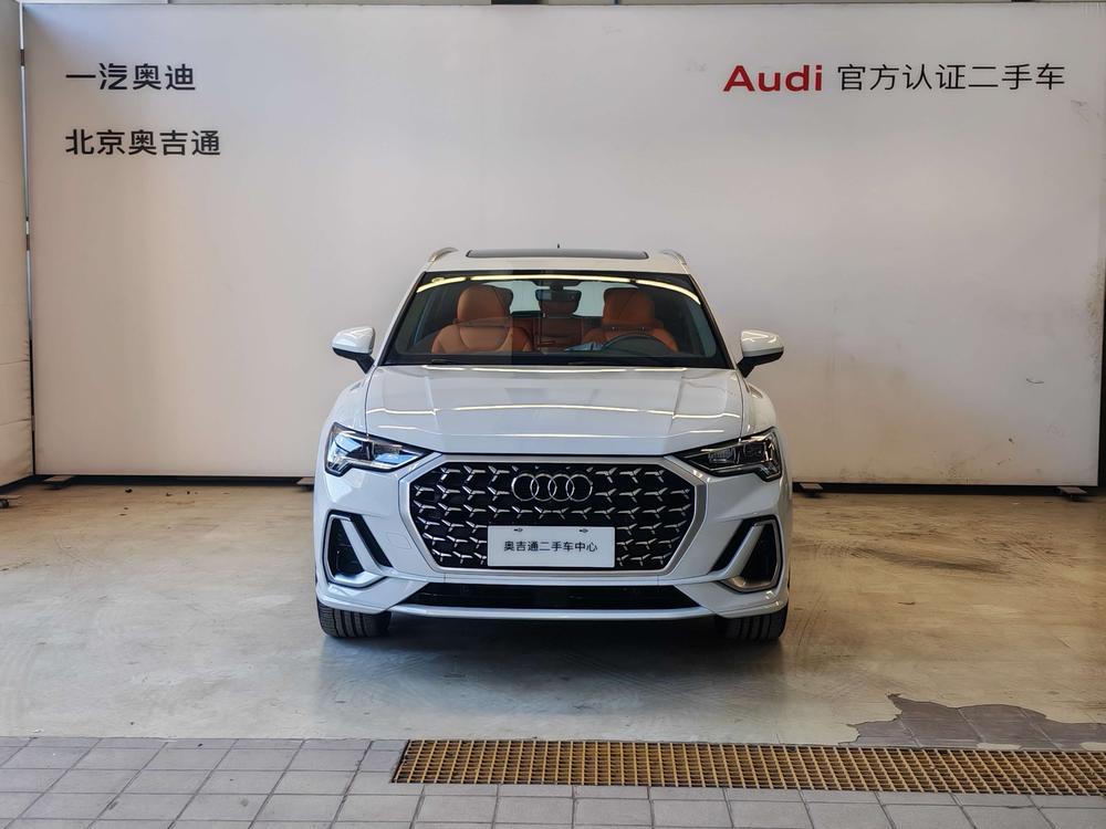 Audi Q3 2025 #2 Audi Q3 2025 car image #2