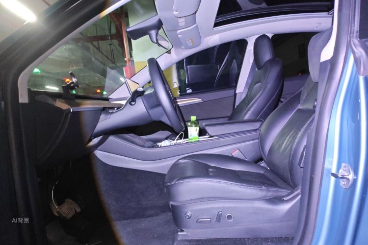 Tesla Model Y 2021 #17 Tesla Model Y 2021 car image #17