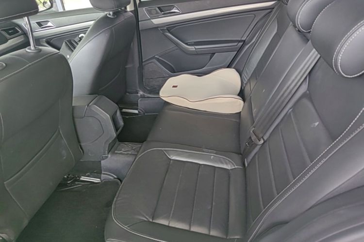 Volkswagen Lavida 2018 #19 Volkswagen Lavida 2018 car image #19