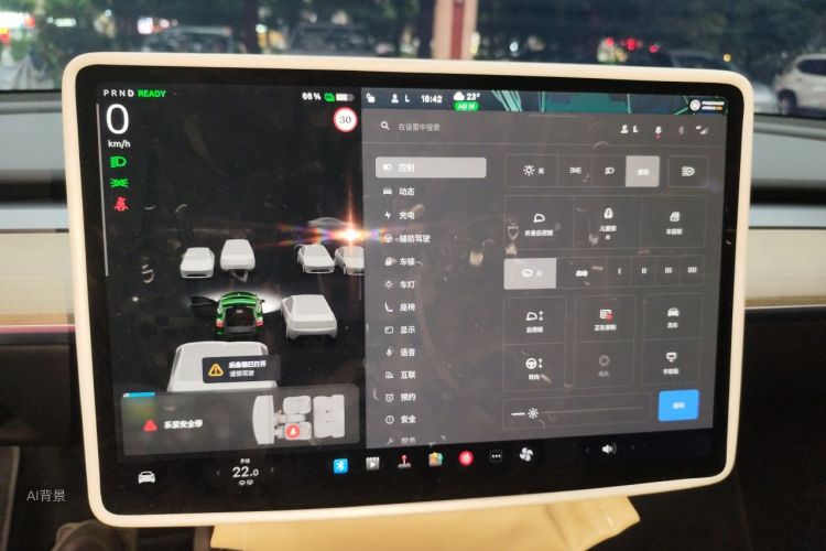 Tesla Model Y 2023 #13 Tesla Model Y 2023 car image #13