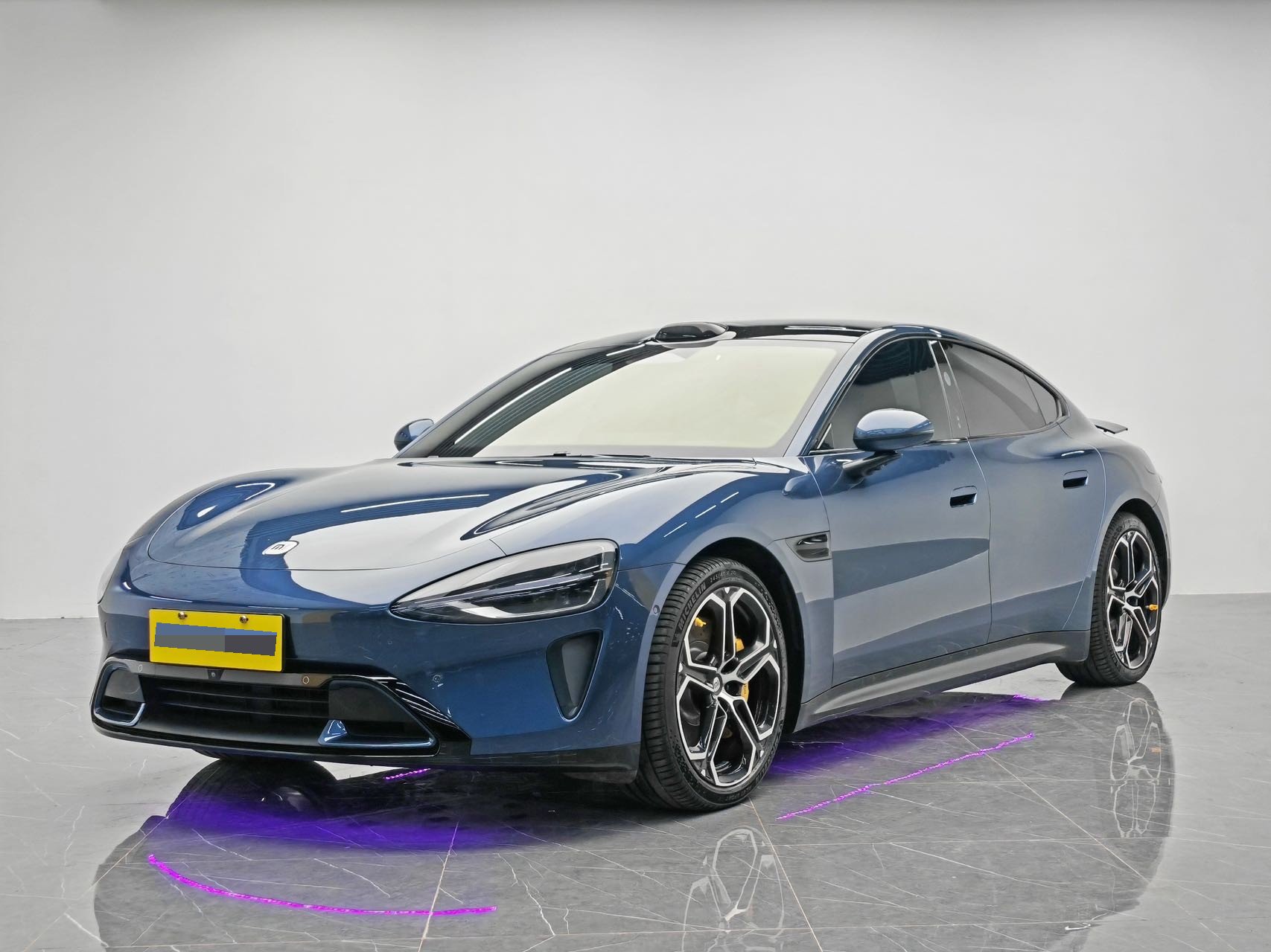 MI SU7 2024 car image 