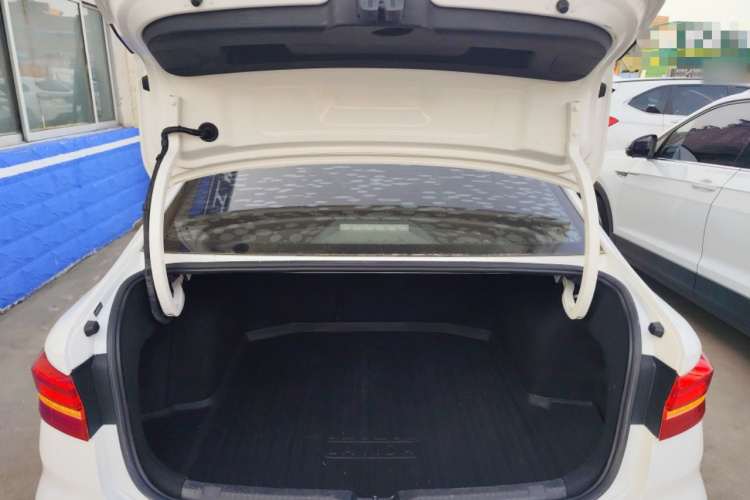 Volkswagen Lavida 2019 #21 Volkswagen Lavida 2019 car image #21
