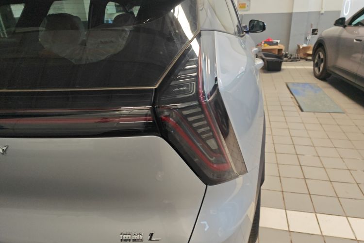 GEELY Boyue L 2026 image de voiture #8