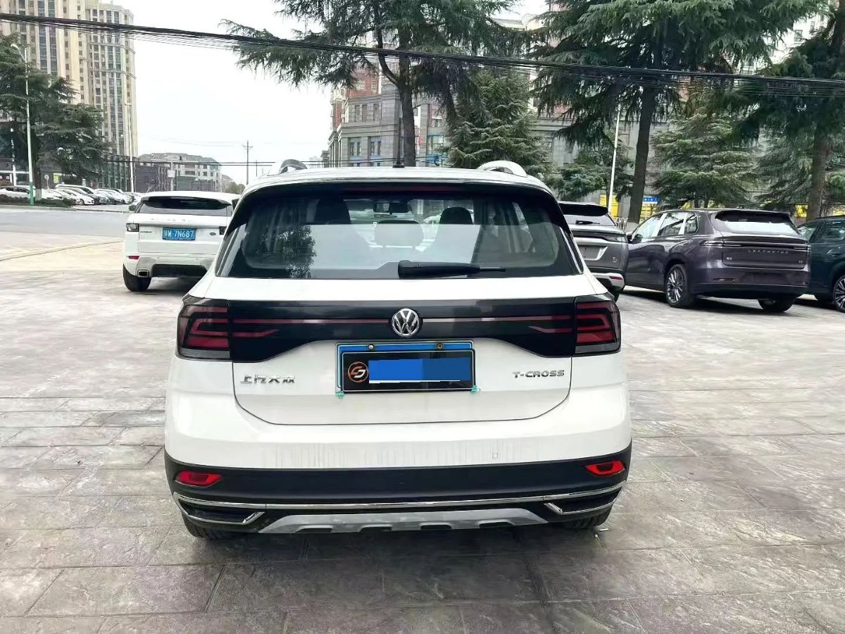 Volkswagen T-Cross 2020 car image #7