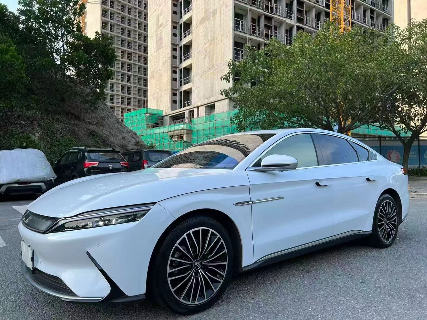BYD Han 2023 BYD Han 2023 car image