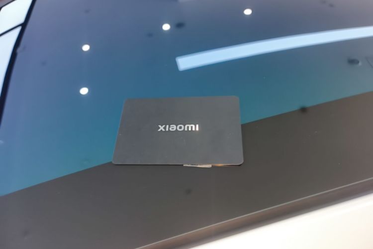MI SU7 2025 immagine di auto #9