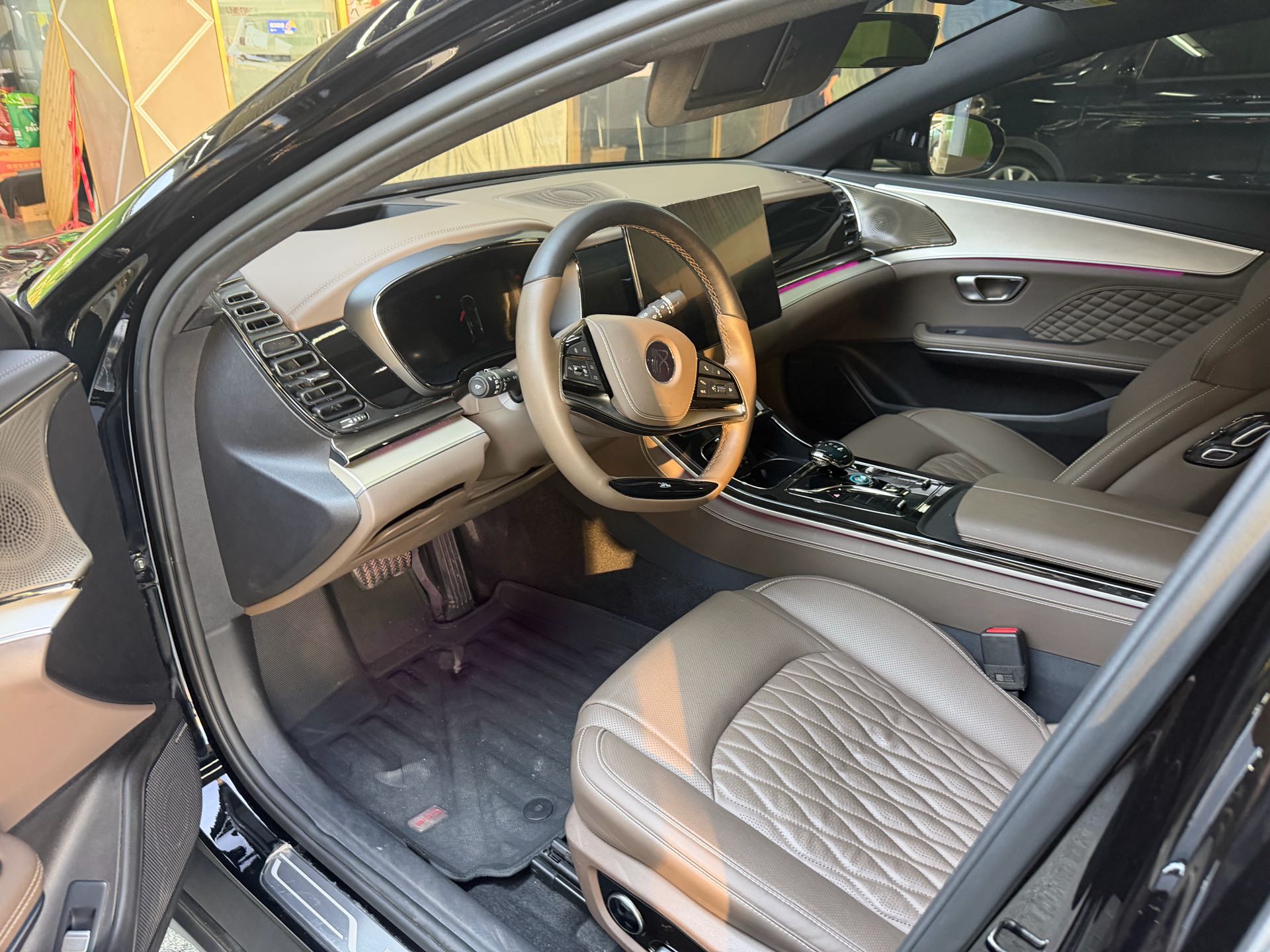 BYD Han 2024 car image #2