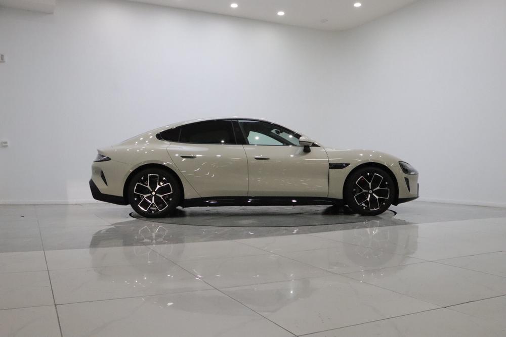 2025 car image #8
