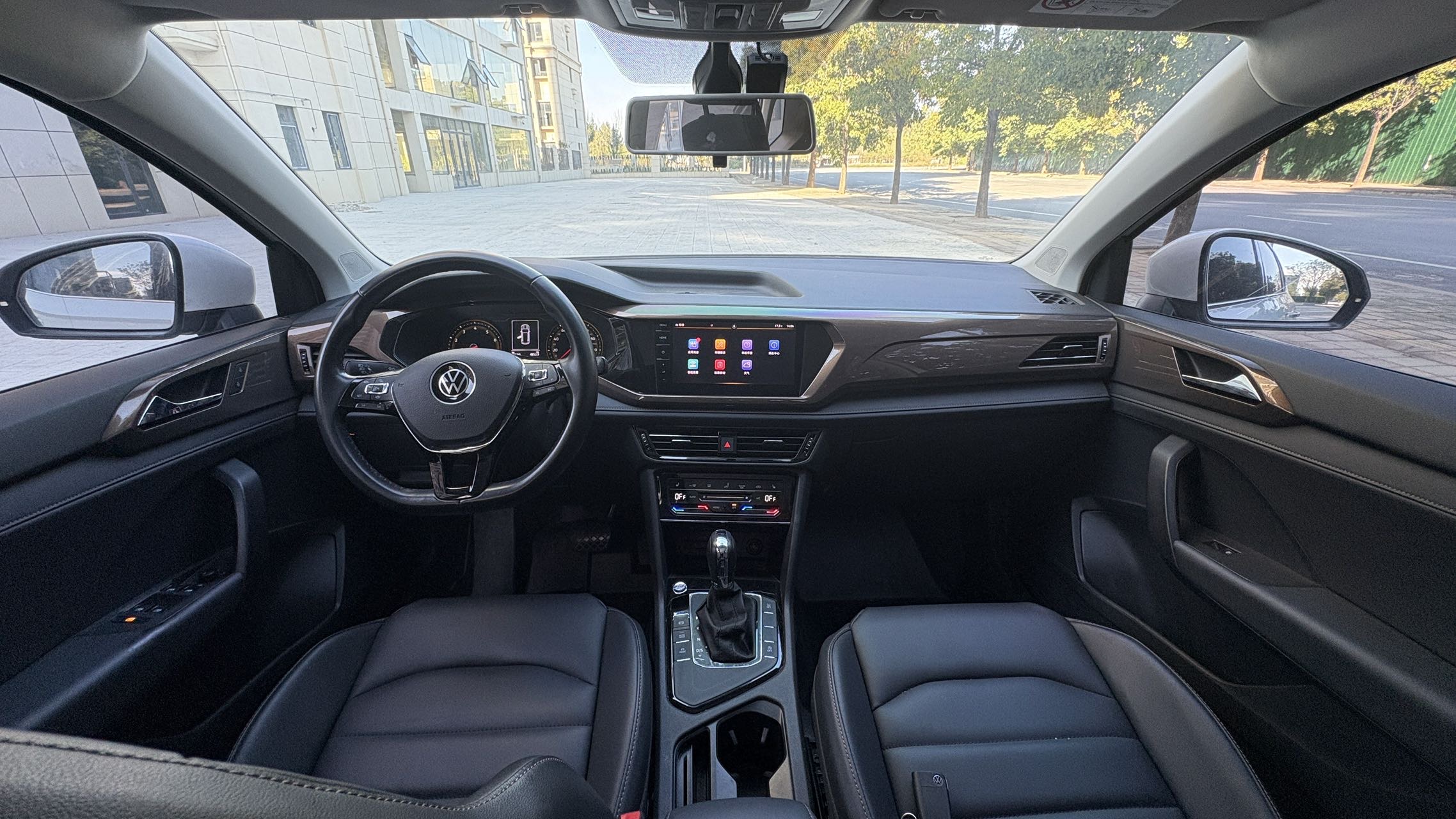 2021 immagine di auto #5