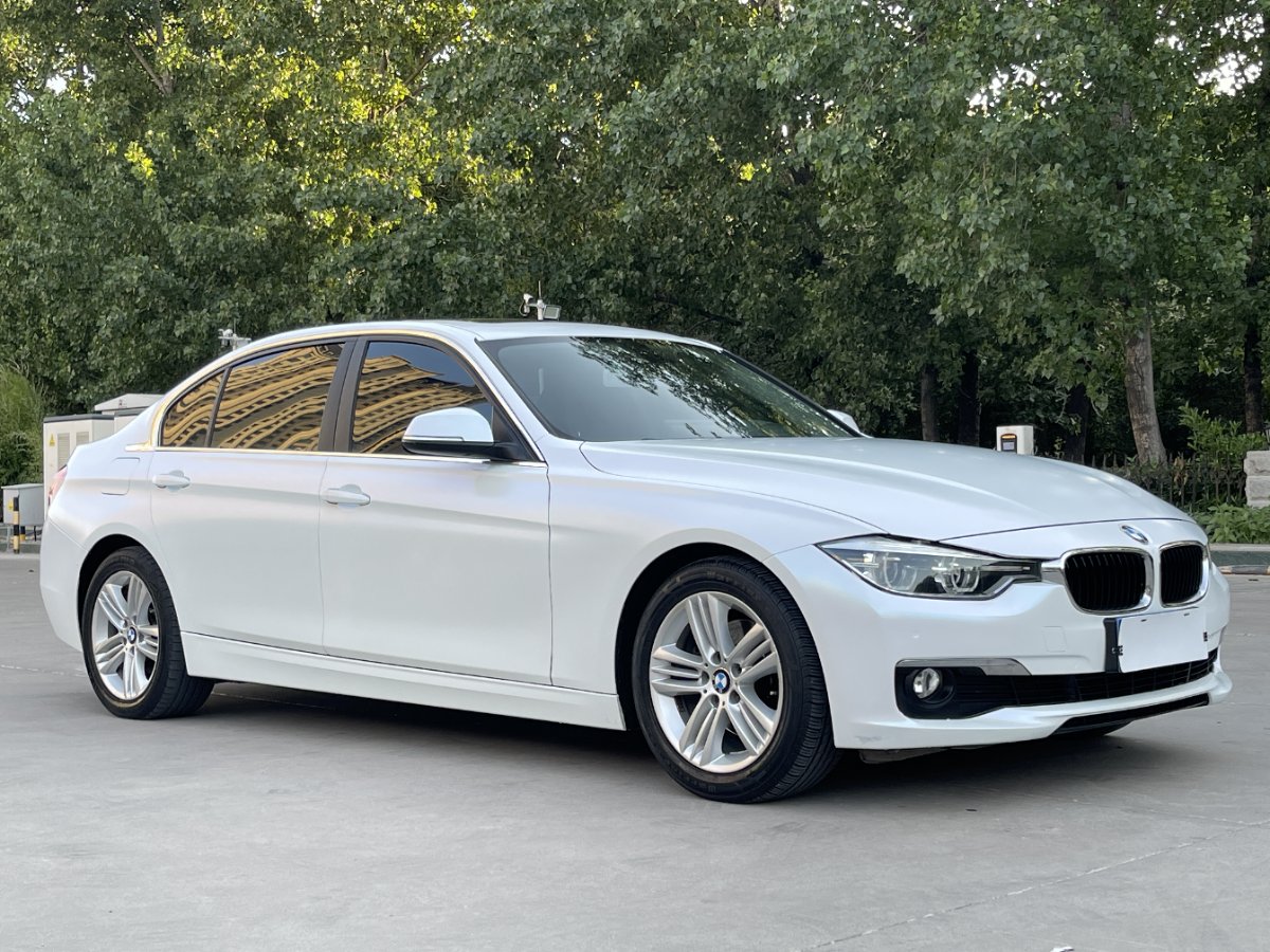 BMW 3 Series 2017 #2 BMW 3 Series 2017 car image #2