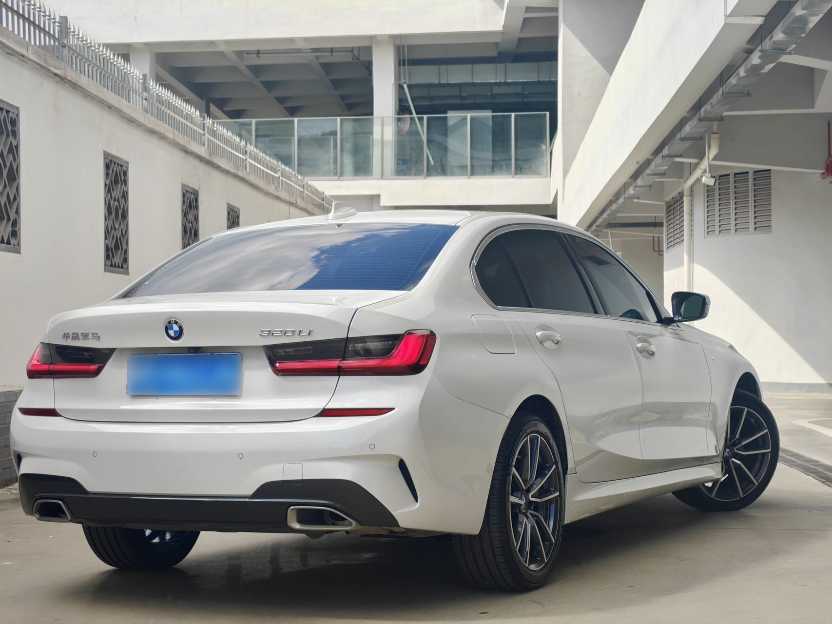 BMW 3 Series 2021 imagen de coche #6
