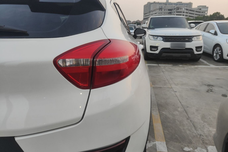 GEELY Emgrand GS 2017 #8 GEELY Emgrand GS 2017 car image #8