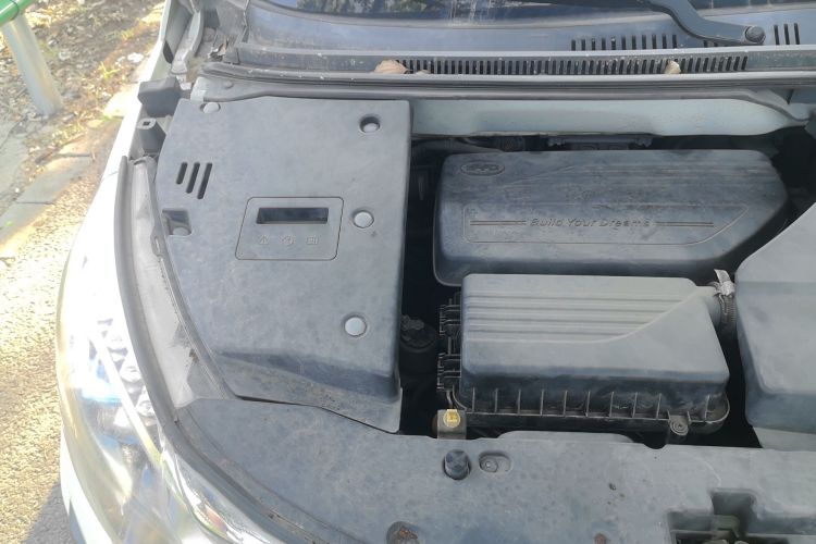 BYD Yuan 2016 car image #22