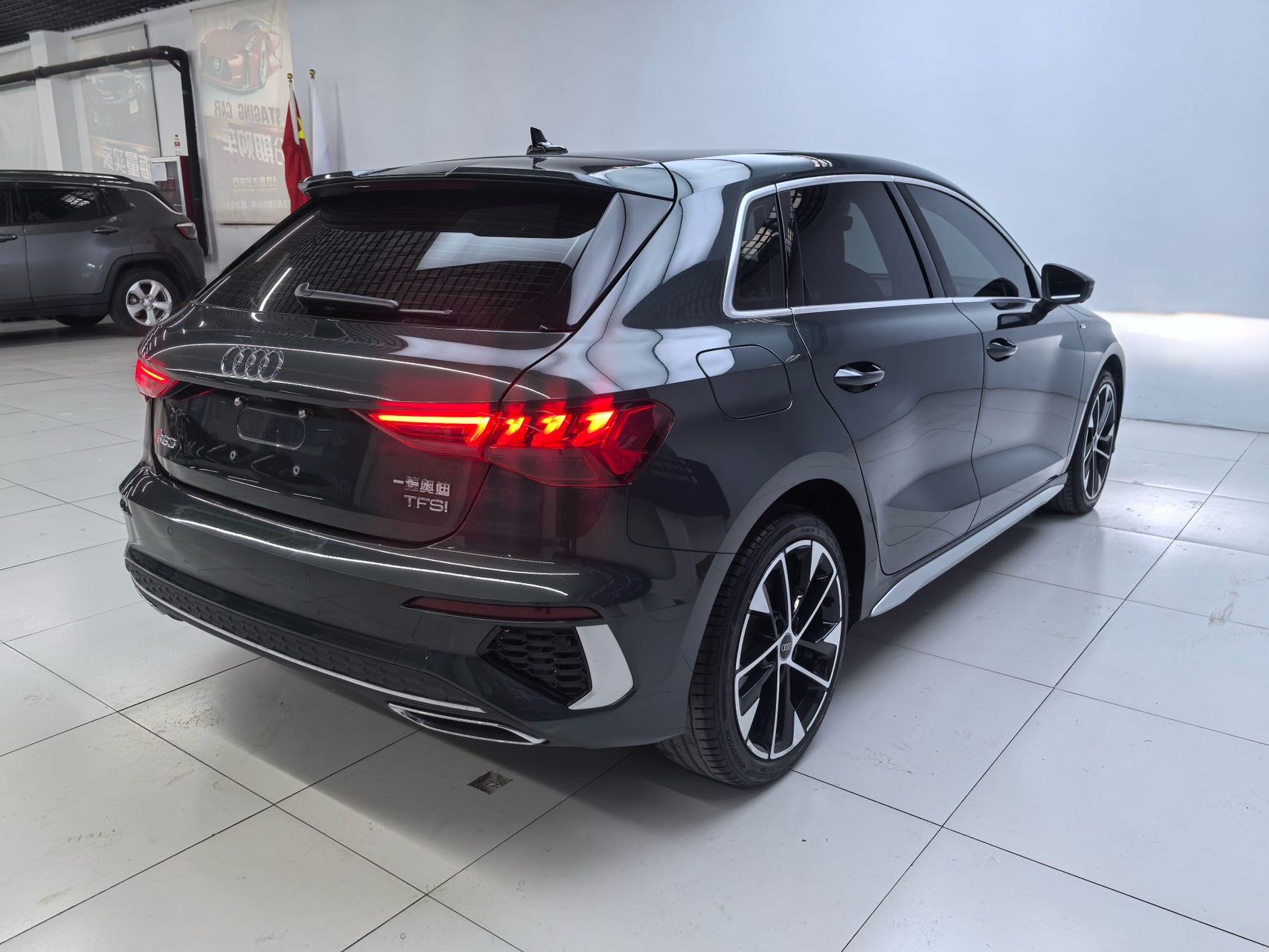 Audi A3 2023 immagine di auto #3