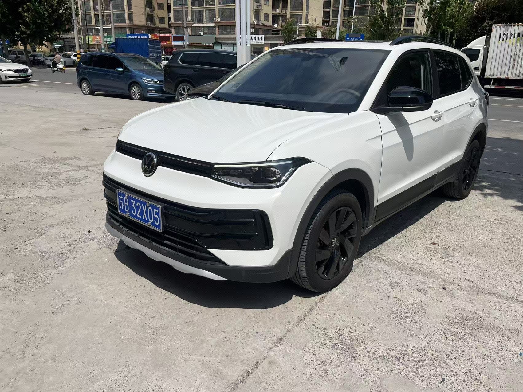 Volkswagen Tharu 2025 car image 