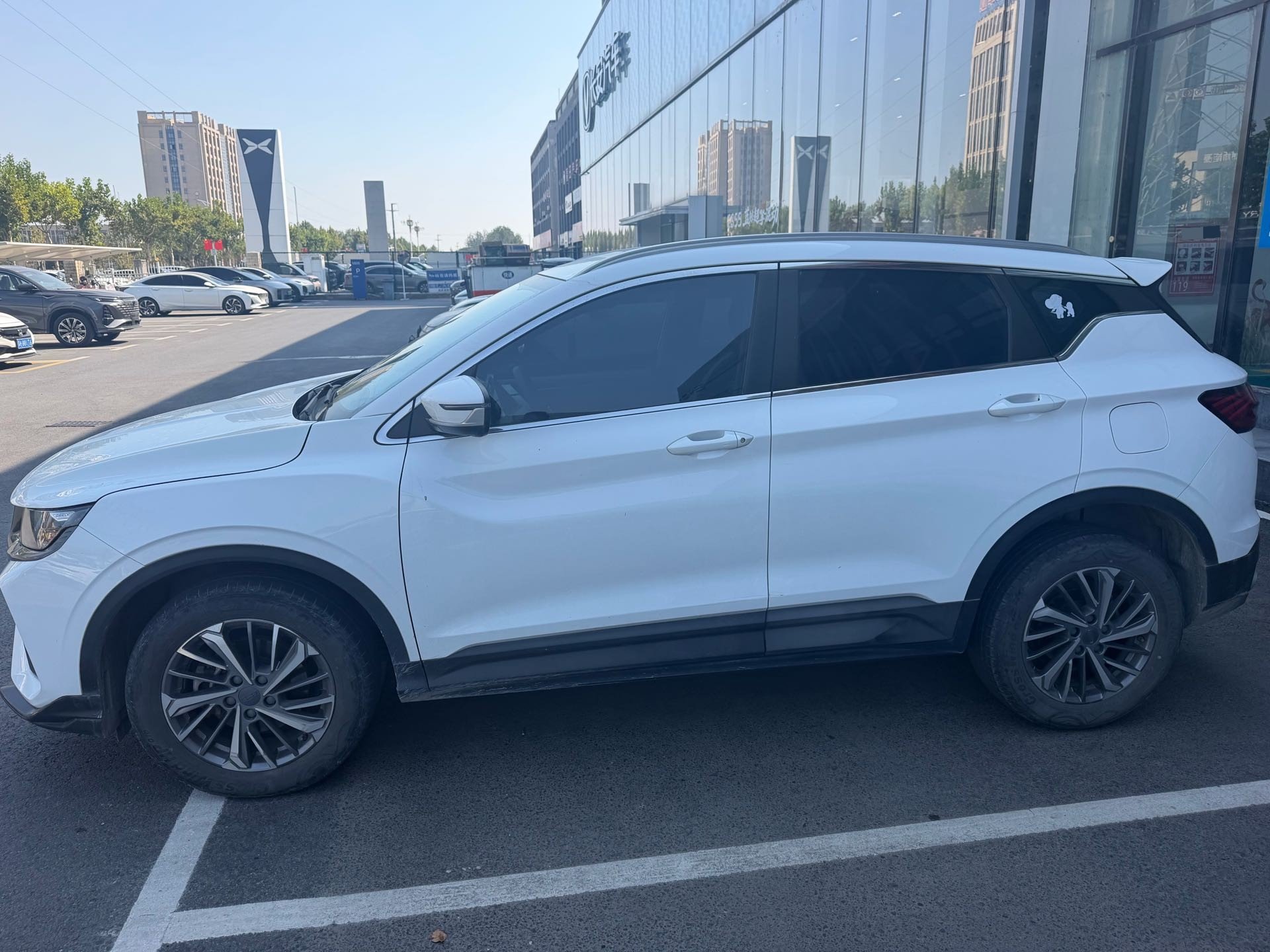GEELY Coolray 2022 immagine di auto #6