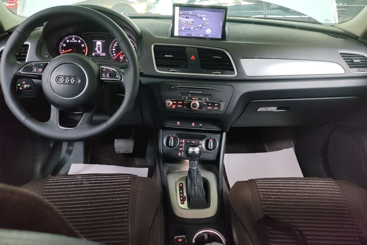 Audi Q3 2018 #10 Audi Q3 2018 car image #10