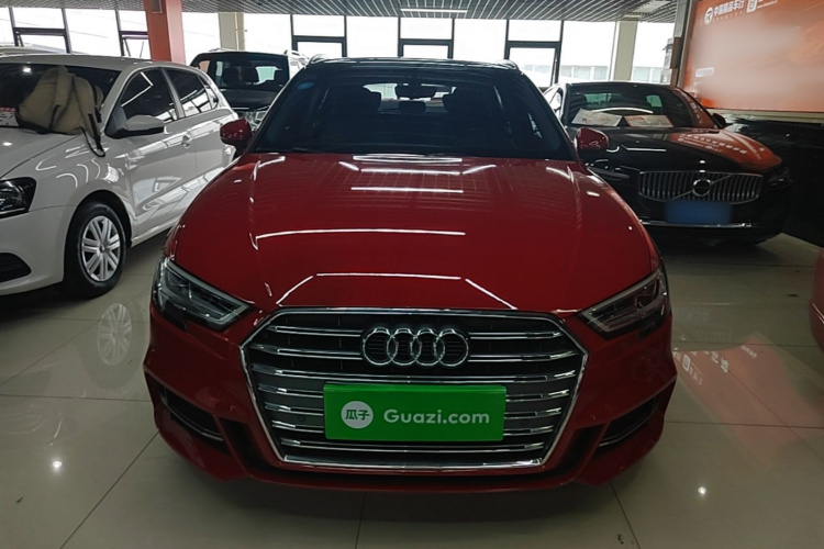 Audi A3 2019 car image #3