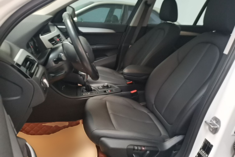 BMW X1 2018 #15 BMW X1 2018 car image #15