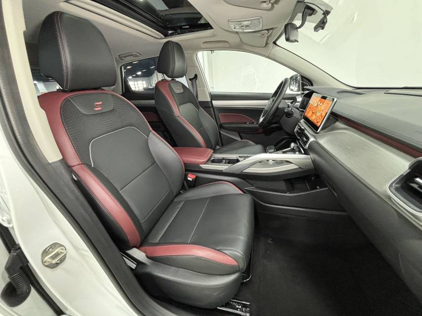 GEELY Coolray 2022 car image #10