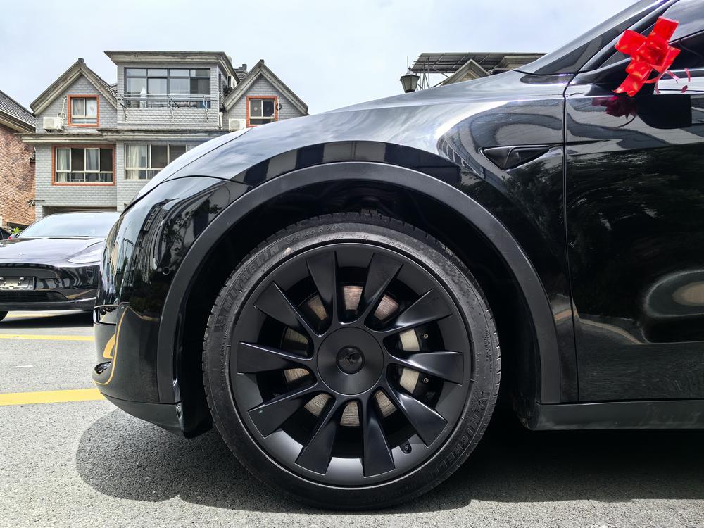 Tesla Model Y 2022 #8 Tesla Model Y 2022 car image #8