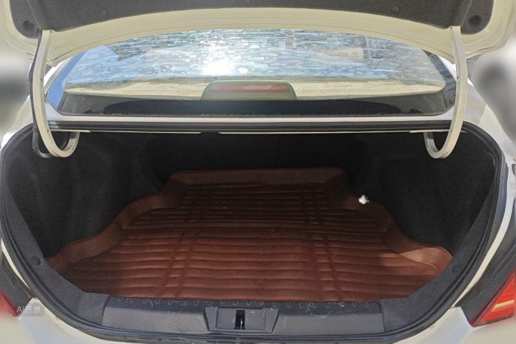 GEELY Emgrand 2015 #21 GEELY Emgrand 2015 car image #21