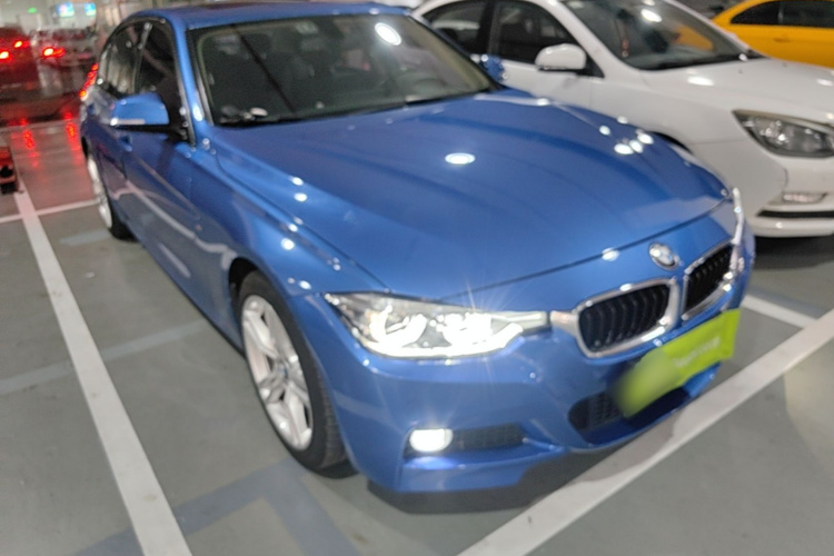 BMW 3 Series 2019 car image #4