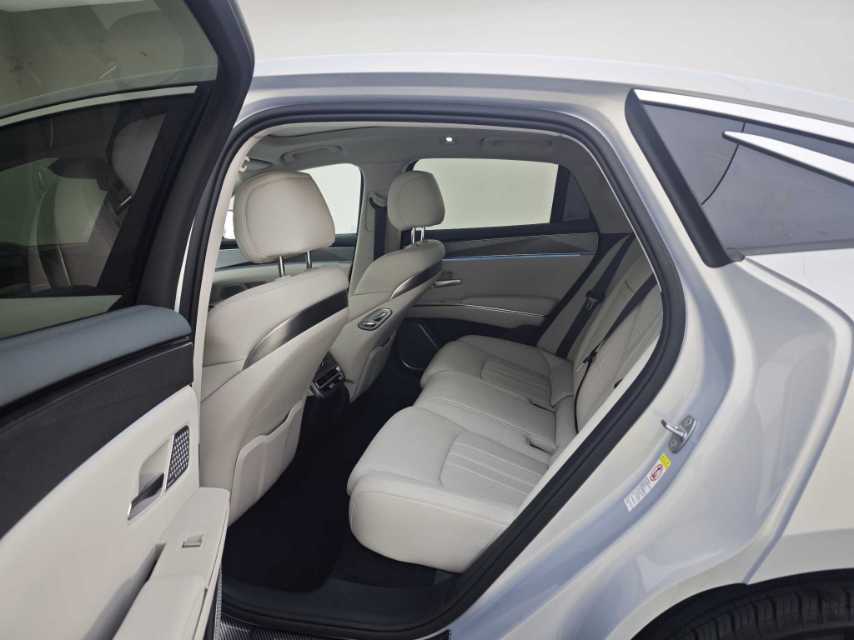 BYD HanL 2025 car image #6