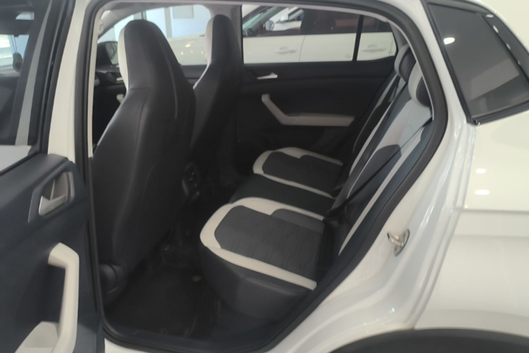 Volkswagen Tharu 2024 image de voiture #17